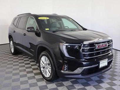 Used 2024 GMC Acadia Elevation w/ Luxury Package