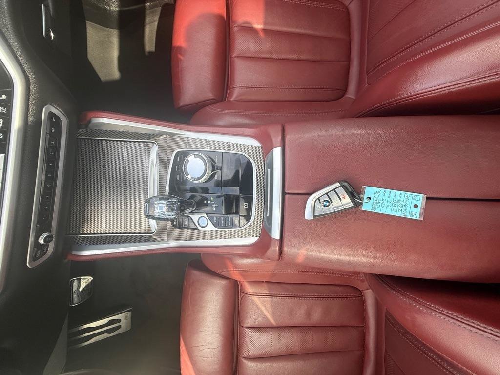 Used 2022 BMW X6 xDrive40i w/ Executive Package AWD/4WD image 25