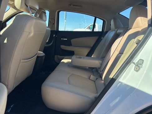 Used 2013 Chrysler 200 Limited image 13
