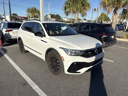 Used 2022 Volkswagen Tiguan SE R-Line