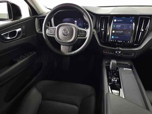 Used 2025 Volvo XC60 B5 Core w/ Protection Package Premier image 20