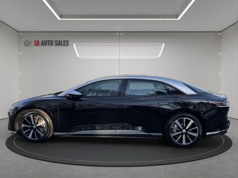 Used 2023 Lucid Air Pure image 2