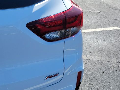 Used 2021 Chevrolet TrailBlazer RS w/ Technology Package image 11