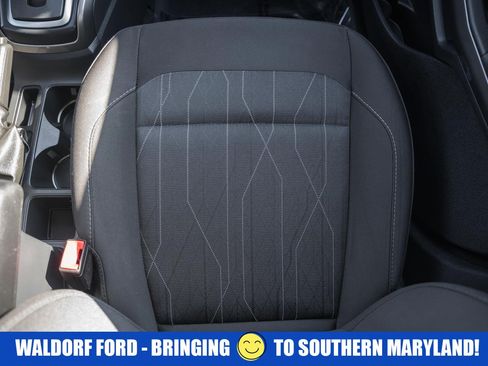 Used 2020 Ford EcoSport SE w/ SE Convenience Package image 32