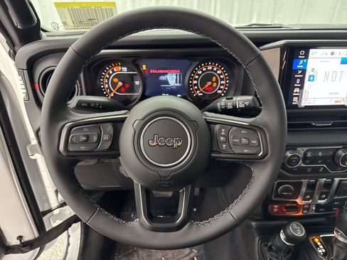 New 2025 Jeep Wrangler Rubicon w/ Convenience Group image 18
