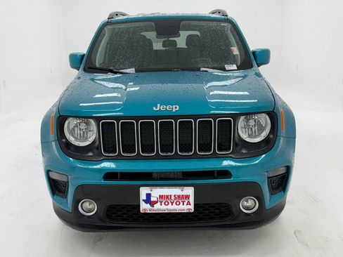 Used 2020 Jeep Renegade Latitude FWD image 3