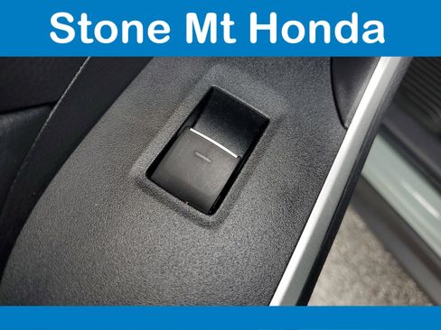 Used 2022 Toyota RAV4 XLE image 14