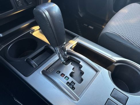 Used 2017 Toyota 4Runner SR5 image 18