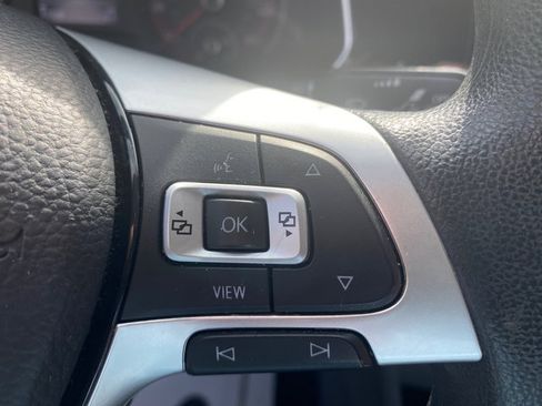 Used 2019 Volkswagen Jetta FWD image 13