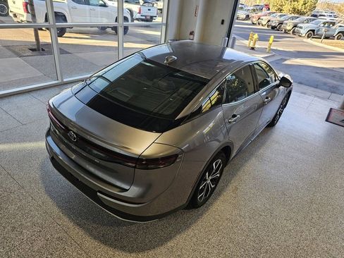 Certified 2023 Toyota Crown XLE image 11