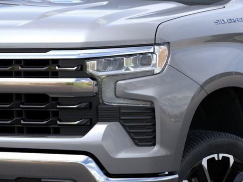 New 2026 Chevrolet Silverado 1500 LT w/ Convenience Package II AWD/4WD image 11