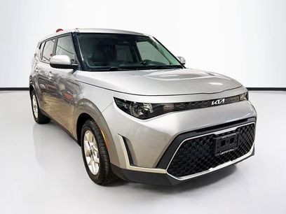 Used 2023 Kia Soul LX w/ LX Technology Package