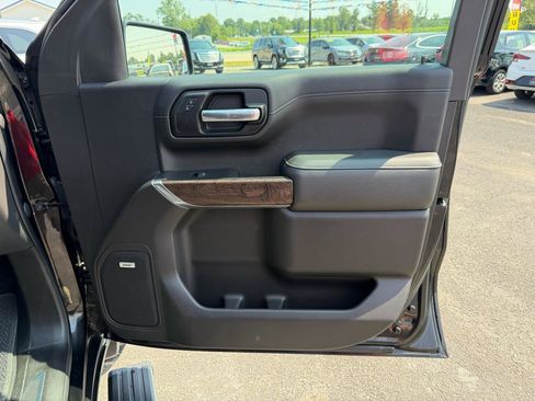 Used 2021 GMC Sierra 1500 Denali w/ Denali Ultimate Package AWD/4WD image 26