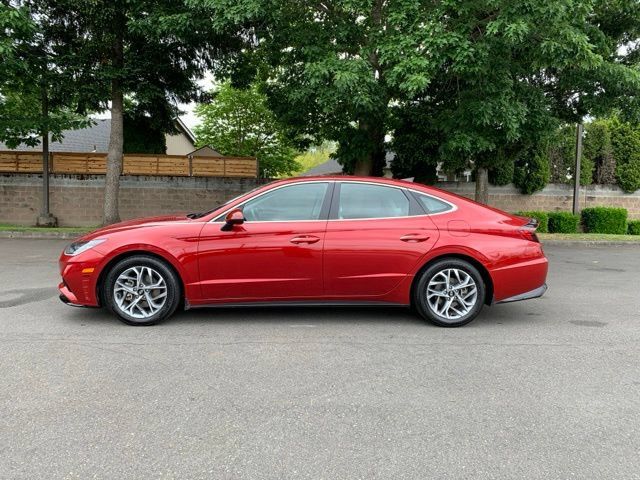 Used 2023 Hyundai Sonata SEL w/ Convenience Package FWD image 2