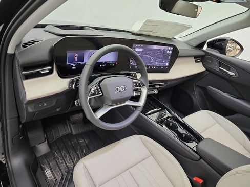 New 2026 Audi Q3 quattro 2.0T AWD/4WD image 9
