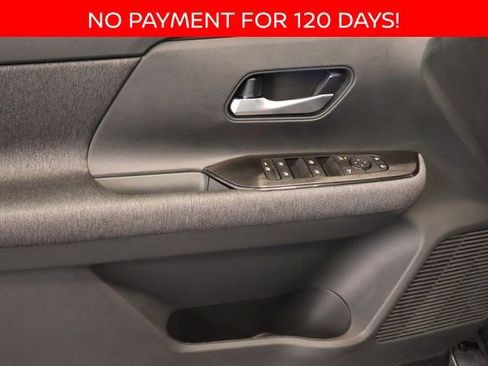 New 2026 Nissan Kicks SV w/ SV Premium Package image 9