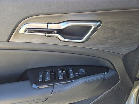 New 2025 Kia Sportage X-Line AWD/4WD image 9