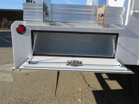 New 2023 RAM 4500 Tradesman w/ Chrome Appearance Group image 53