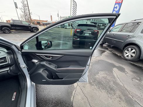 Used 2018 Subaru Impreza 2.0i Sport image 29