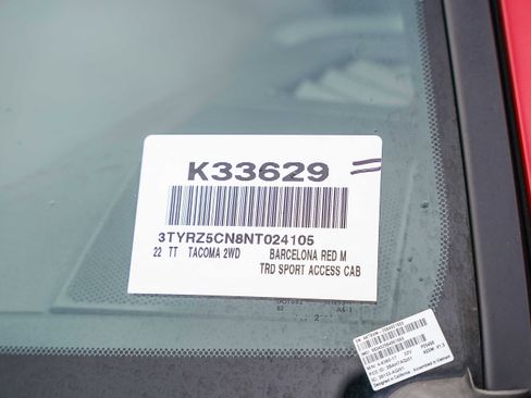 Certified 2022 Toyota Tacoma TRD Sport image 27