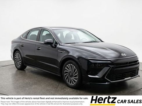 Used 2025 Hyundai Sonata SEL FWD image 1
