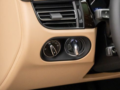 New 2026 Porsche Macan S image 20