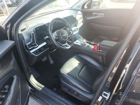 Certified 2023 Kia Sportage EX w/ EX Premium Package AWD/4WD image 33