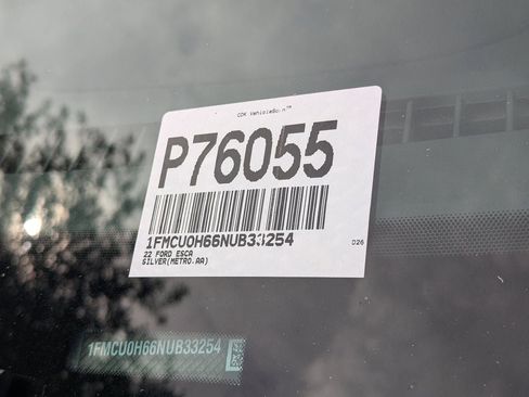 Used 2022 Ford Escape SEL image 32