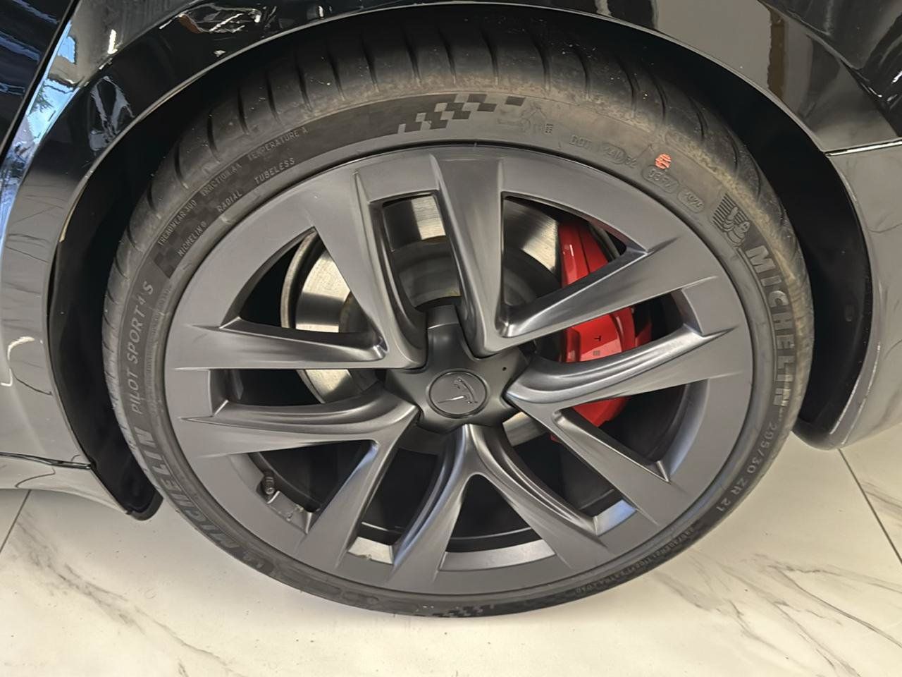 Used 2024 Tesla Model S Plaid AWD/4WD image 33