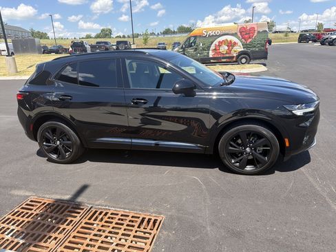 Used 2023 Buick Envision Essence w/ Sport Touring Package AWD/4WD image 7