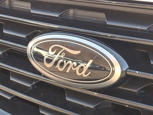 Certified 2022 Ford Edge SE w/ Black Appearance Package image 31