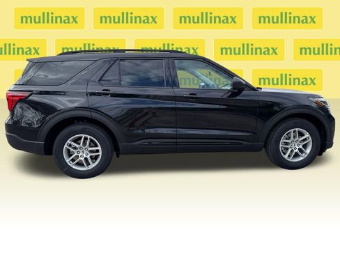 New 2026 Ford Explorer Active image 16