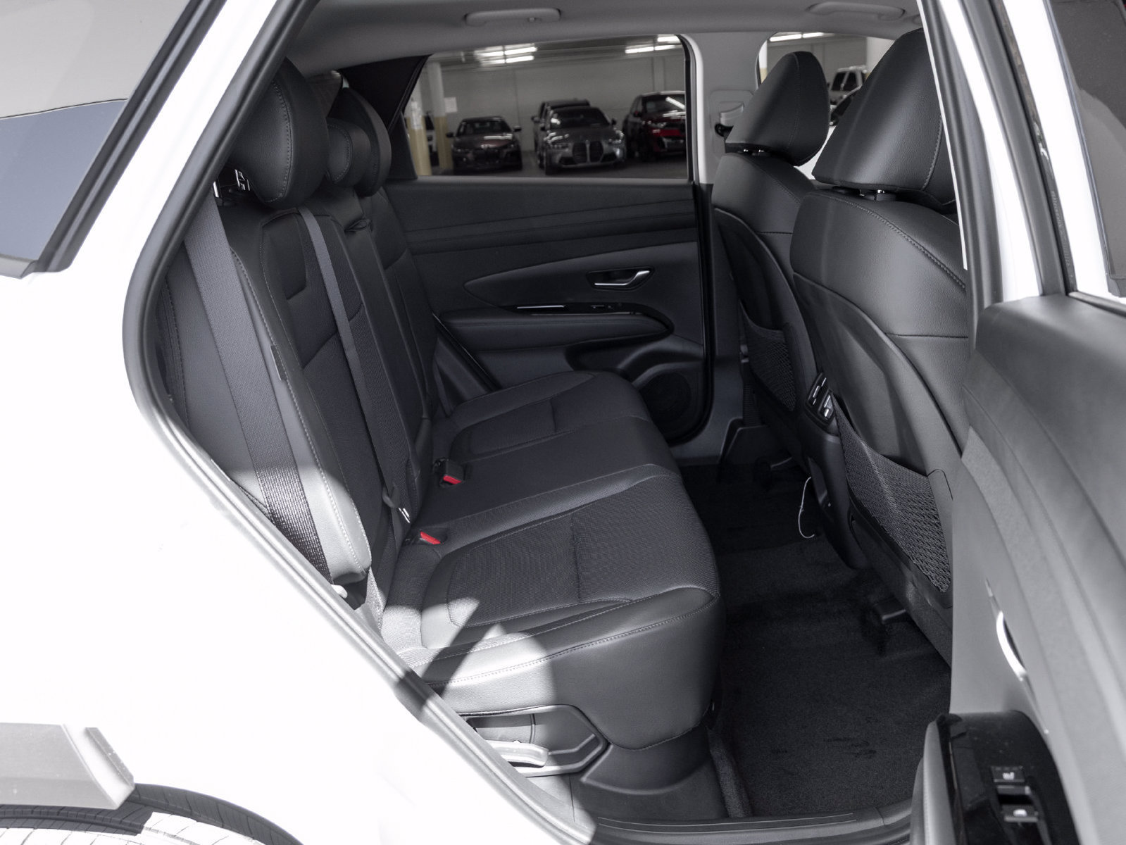 New 2026 Hyundai Tucson Limited w/ Tow & Go Package AWD/4WD image 25