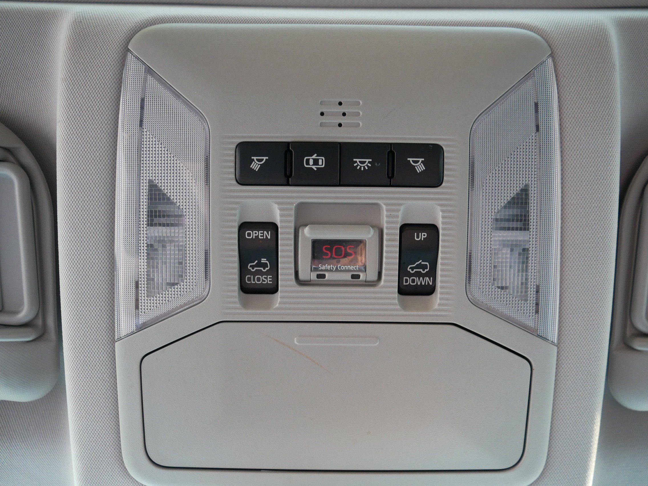 Used 2019 Toyota RAV4 XLE AWD/4WD image 33