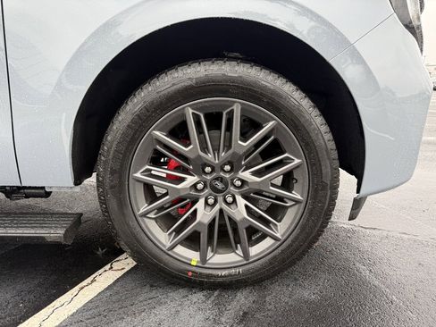 New 2025 Ford Expedition Max Platinum w/ Stealth Performance Package image 34