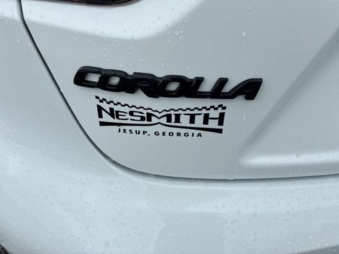 Used 2025 Toyota Corolla SE FWD image 31