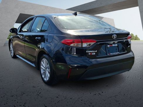 Certified 2025 Toyota Corolla LE w/ LE Premium Package FWD image 4