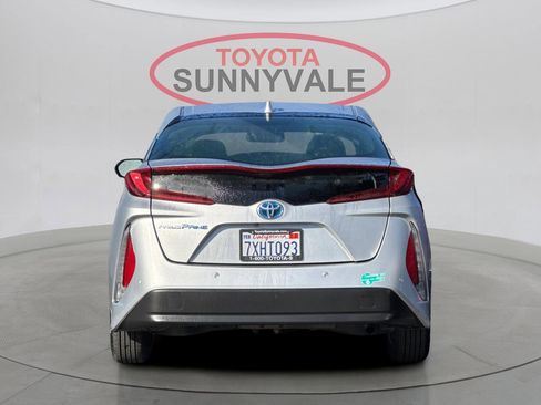 Used 2017 Toyota Prius Prime Advanced image 9