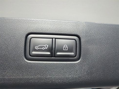 New 2026 Hyundai Ioniq 9 SEL image 15