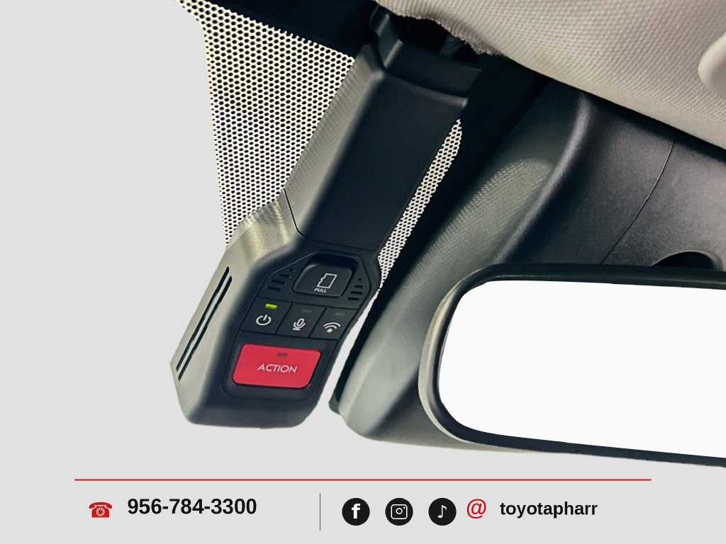 Used 2025 Toyota Sienna LE FWD image 29