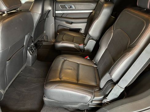 Used 2019 Ford Explorer Sport w/ Equipment Group 401A AWD/4WD image 22