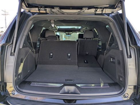 Used 2025 Cadillac Escalade Sport Platinum w/ LPO, ONYX Package AWD/4WD image 30