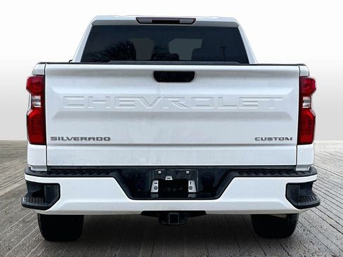 Used 2025 Chevrolet Silverado 1500 Custom image 7