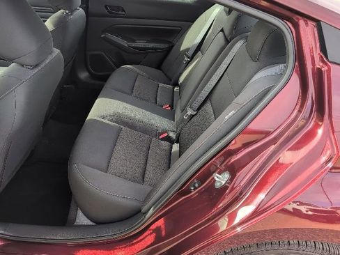 Used 2025 Nissan Altima 2.5 SV image 13