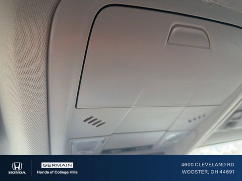 Used 2019 GMC Acadia SLE w/ Driver Alert Package I image 24