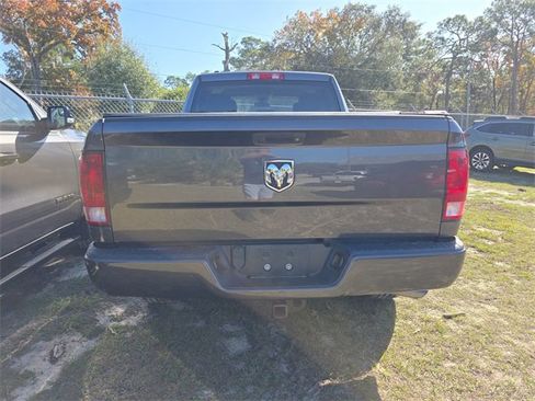 Used 2018 RAM 1500 Express image 4