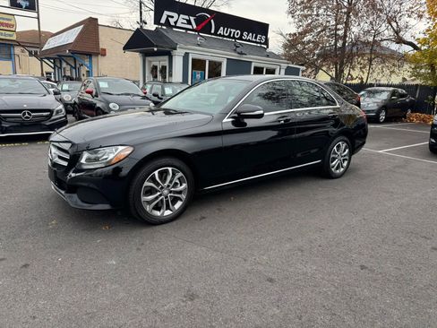 Used 2015 Mercedes-Benz C 300 4MATIC Sedan image 1