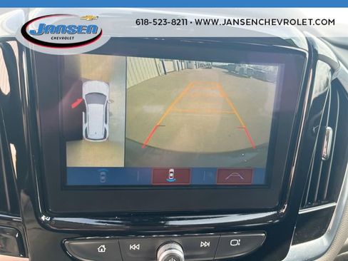 Used 2019 Chevrolet Traverse LT w/ LT Premium Package FWD image 14
