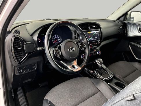 Used 2020 Kia Soul EX w/ Option Group 015 FWD image 16