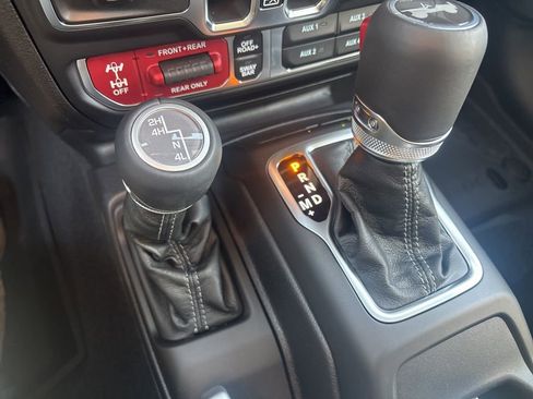 New 2026 Jeep Wrangler Unlimited Rubicon image 17